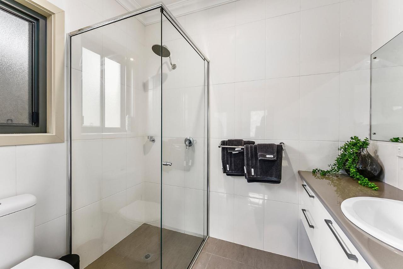 Accommodation On Lansell 1 Being Unit 1 Of 6 Lansell Street Mount Gambier Extérieur photo